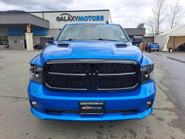 2023 Ram 1500 Classic - 4WD, Heated Seats, Heated Wheel image 3