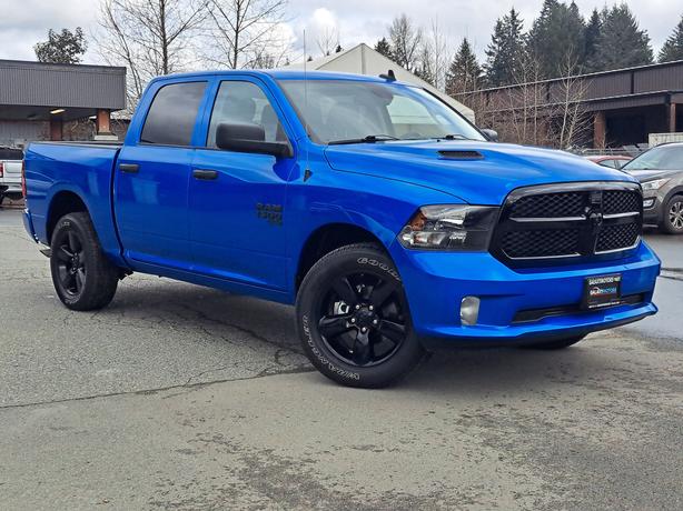 2023 Ram 1500 Classic - 4WD, Heated Seats, Heated Wheel image 4