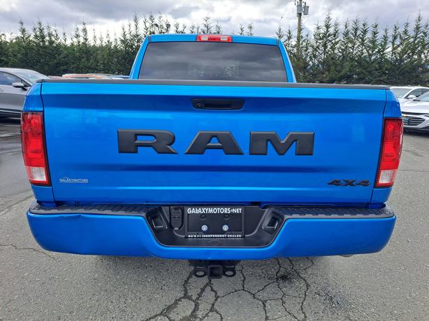 2023 Ram 1500 Classic - 4WD, Heated Seats, Heated Wheel image 7