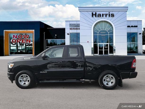2022 RAM 1500 Tradesman 4x4 Quad Cab 6'4 Box | One Owner! image 3