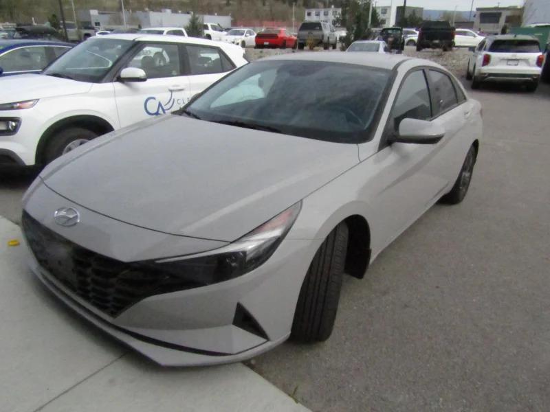 2022 HYUNDAI ELANTRA HYBRID display photo