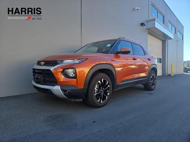 2022 Chevrolet TrailBlazer LT | No Reported Accidents! image 1