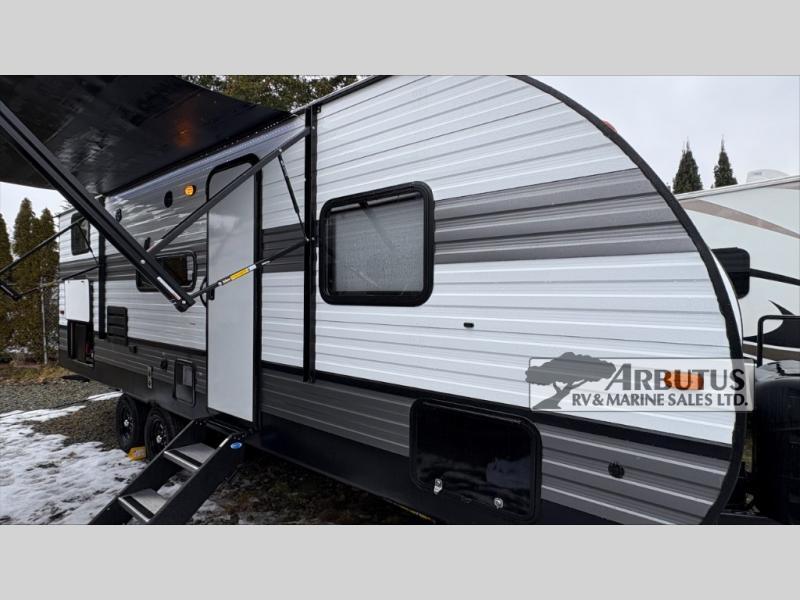 Used 2021 Forest River RV Wildwood X-Lite 243BHXL display photo