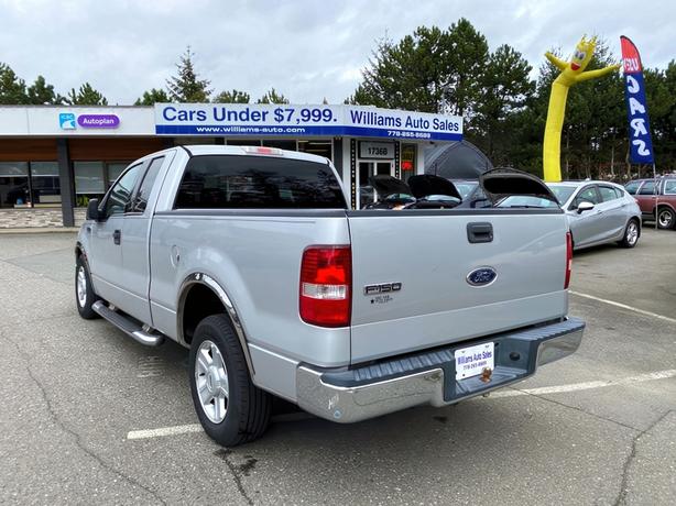 2004 Ford  F-150 XLT image 7