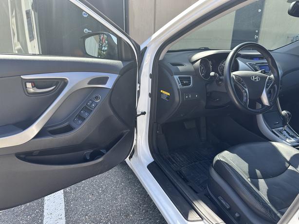 2013 Hyundai Elantra image 7