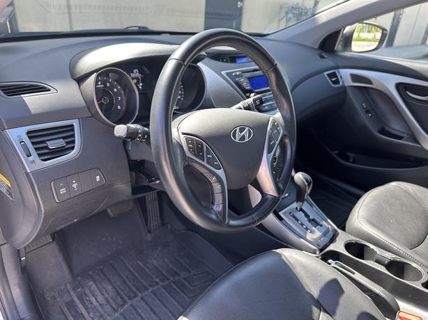 2013 Hyundai Elantra image 8