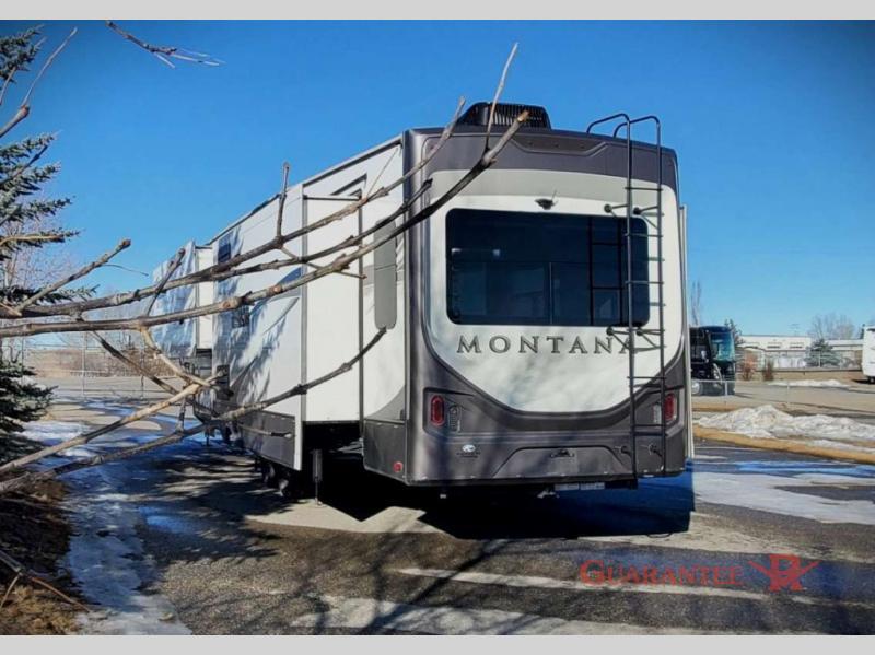 Used 2020 Keystone RV Montana 3813MS display photo