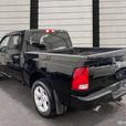 2023 RAM 1500 CLASSIC thumbnail image 3