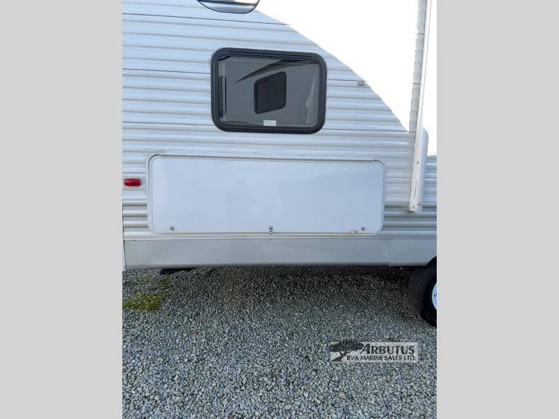 Used 2021 Forest River RV Shasta OASIS 26BH display photo