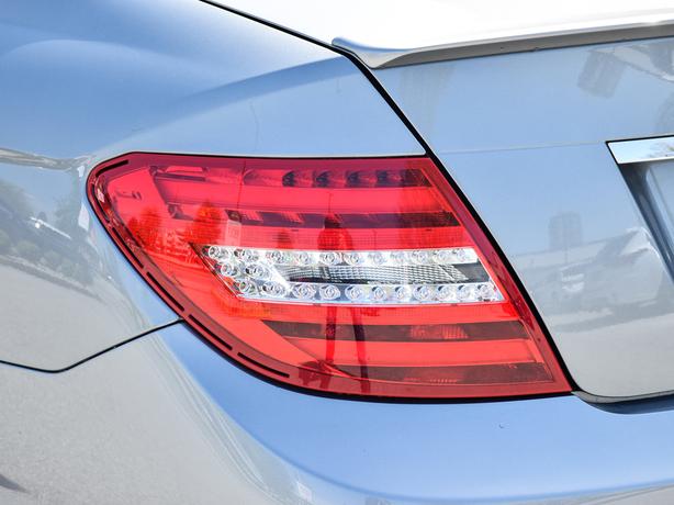 2013 Mercedes-Benz C300 C 300 - Sunroof, Dual Climate Control, Power Seat image 6