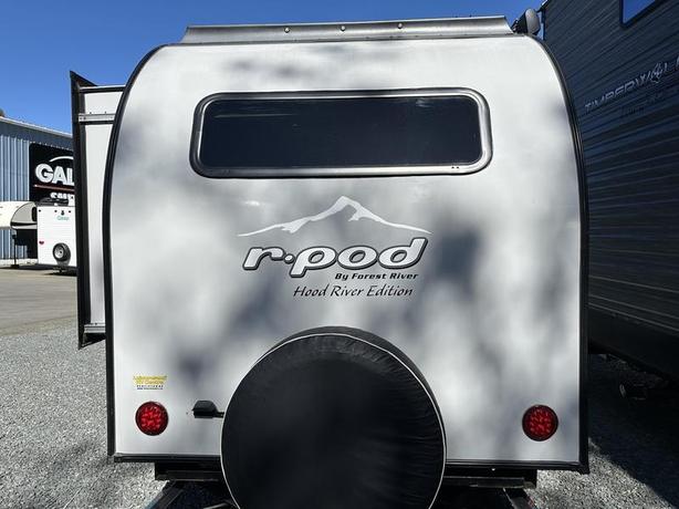 2020 Forest River R-Pod 179 Hood River Edition image 5
