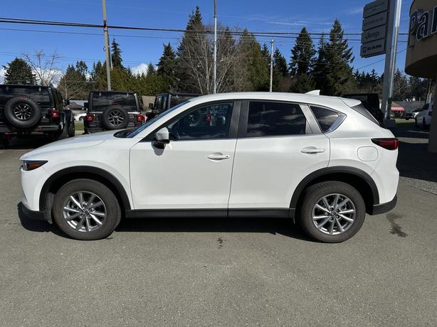 2023 Mazda CX-5 GS image 2