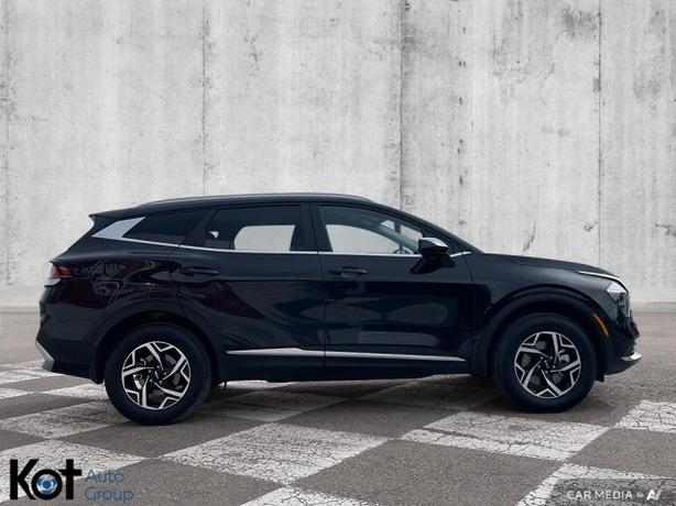 2023 Kia Sportage LX | Apple CarPlay & Android Auto | Heated Seats | 60/40 Split image 4