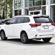 2022 Mitsubishi Outlander PHEV thumbnail image 4