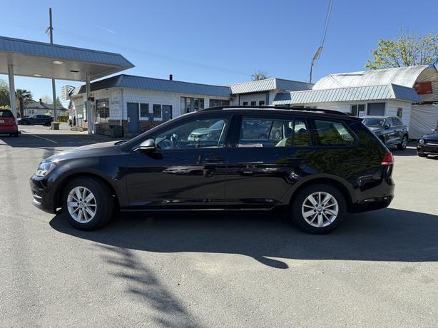 2015 Volkswagen Golf SportWagen image 4