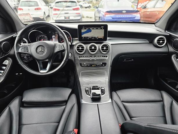 2018 Mercedes-Benz GLC GLC 350e 4MATIC SUV image 6