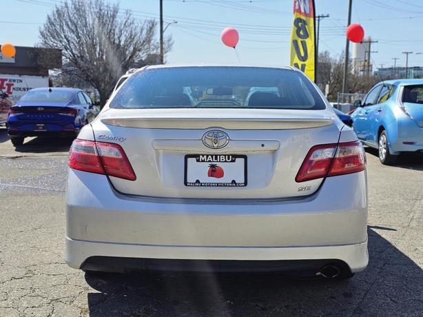 2009 Toyota Camry 4dr Sdn I4 Auto SE image 3