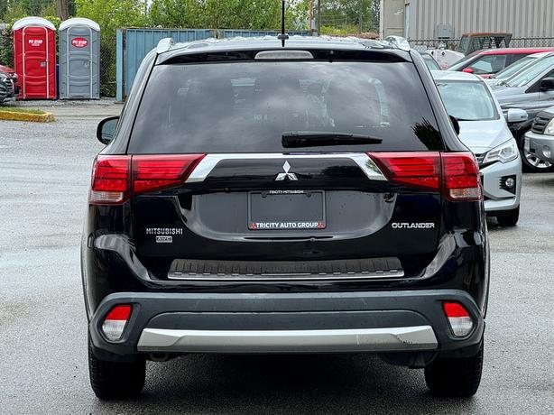 2016 Mitsubishi Outlander AWC 4dr SE image 6
