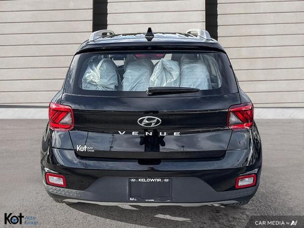 2022 Hyundai Venue Ultimate FULL LOAD! NO ACCIDENTS! LOW KMS! image 5