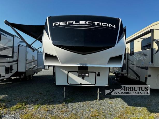 Used 2021 Grand Design Reflection 311BHS image 2