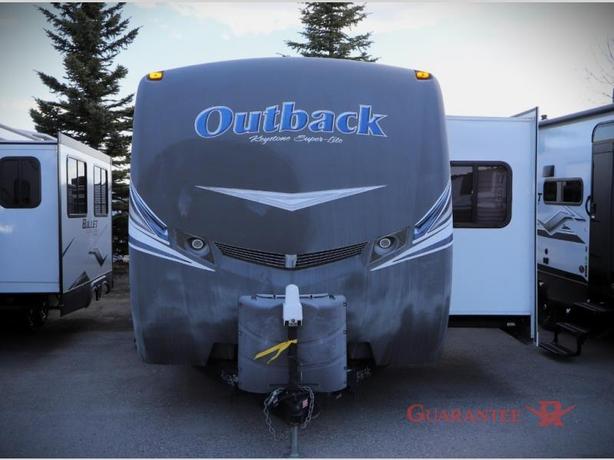 Used 2014 Keystone RV Outback 277RL image 2