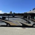 2019 Coachmen Mirada 35LS thumbnail image 3