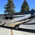 2019 Coachmen Mirada 35LS thumbnail image 4
