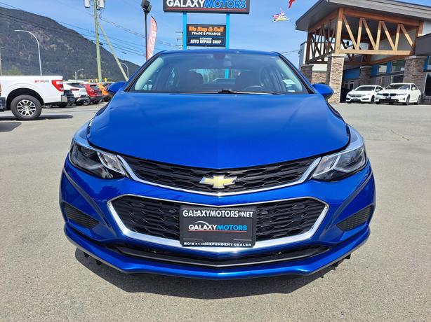 2018 Chevrolet Cruze LT Turbo - Heated Seats, Moonroof image 3