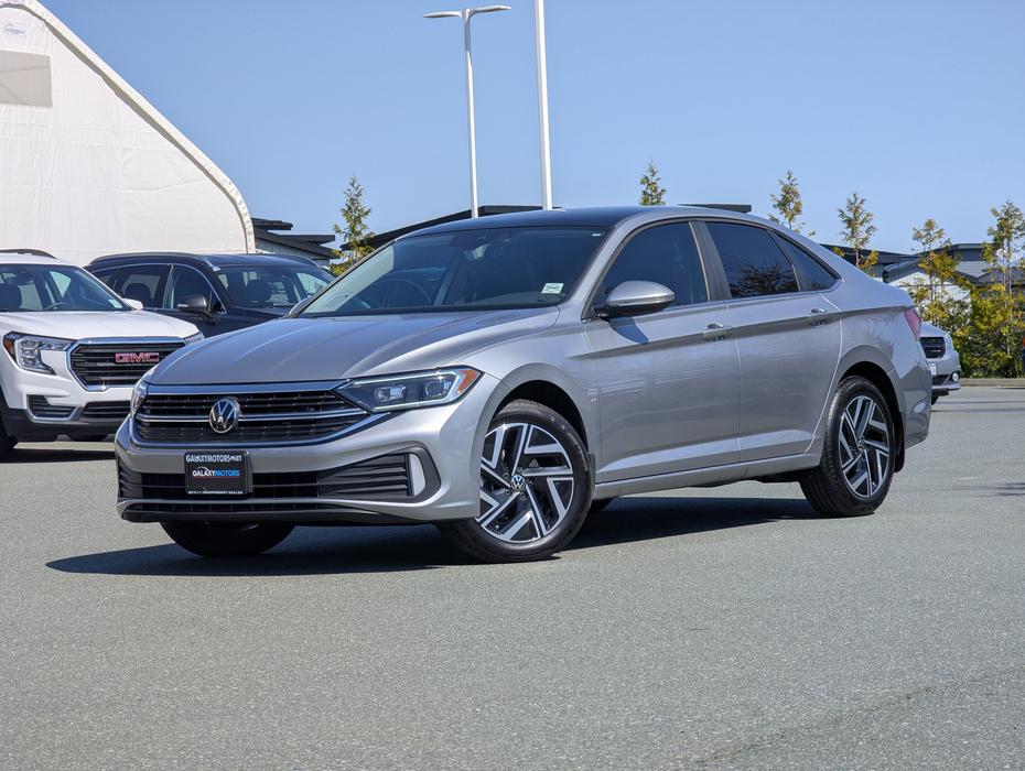 2024 Volkswagen Jetta Highline - No Accidents, Sunroof, Navigation display photo