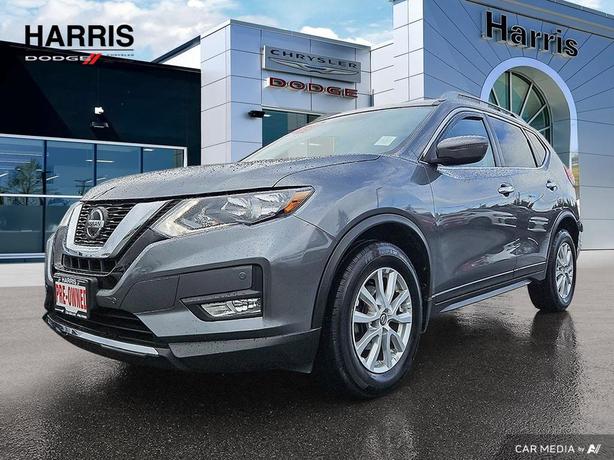 2018 Nissan Rogue AWD SV | Remote Start | Blind Spot Monitor! image 1