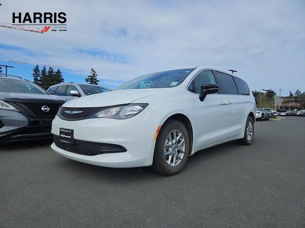 2024 Chrysler Grand Caravan SXT | Heated Seats! image 1