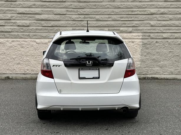 2013 Honda Fit image 5