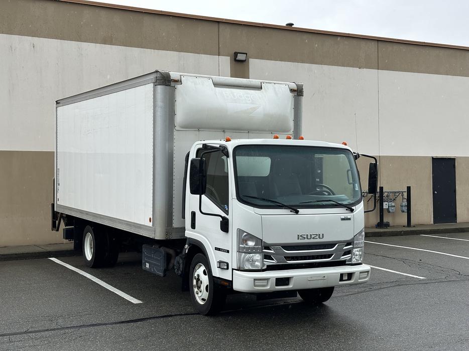 2019 Isuzu NRR 18' Dry Box w/ 2500lb Tailgate display photo
