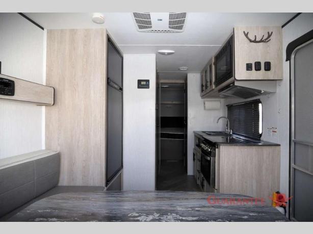 Used 2022 Heartland Prowler 212RD image 8