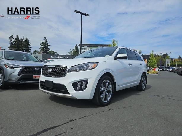 2017 Kia Sorento SX V6 AWD | Heated Seats | Power Liftgate! image 1