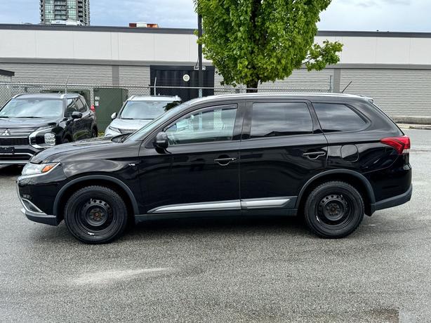 2016 Mitsubishi Outlander AWC 4dr SE image 8