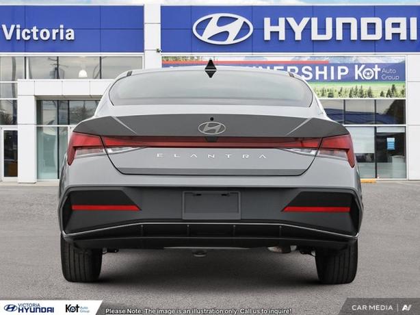 2025 Hyundai Elantra Essential | DEMO SAVINGS $600 OFF demo image 5