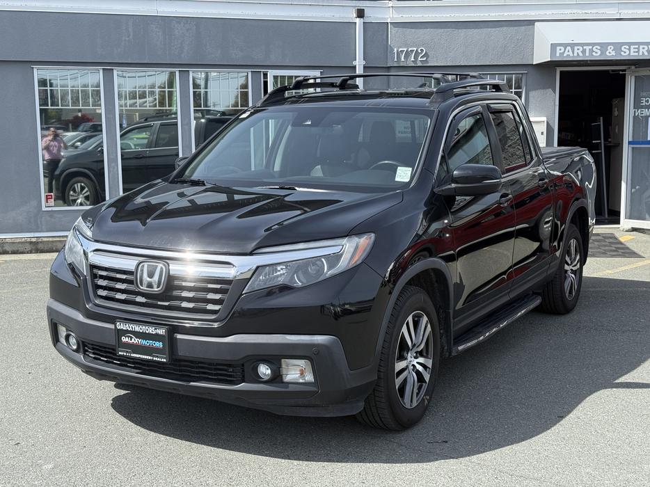 2017 Honda Ridgeline EX-L AWD- Leather, Moonroof, Dual A/C & Backup Cam display photo