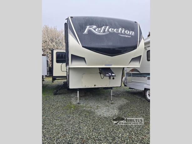 Used 2019 Grand Design Reflection 303RLS image 2