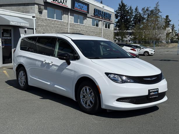2024 Chrysler Grand Caravan SXT FWD - Front Dual Zone A/C & 3rd Row Seats image 4