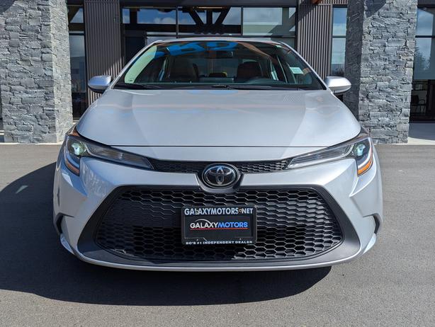 2022 Toyota Corolla LE - Sunroof, Heated Seats, image 3