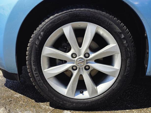 2014 Nissan Versa Note 5dr HB Auto 1.6 SL image 5