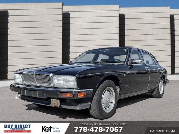 1992 Jaguar XJ Sovereign AUTO, POWER SEATS, AUTO SEAT BELTS, AFTER MARKETS STERE image 1