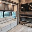 Used 2022 Grand Design Solitude 390RK thumbnail image 8