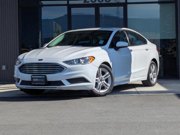 2018 Ford Fusion SE - Low Mileage, Sunroof image 1