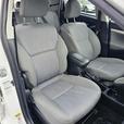 2012 Toyota Matrix 4dr Wgn Auto AWD thumbnail image 7