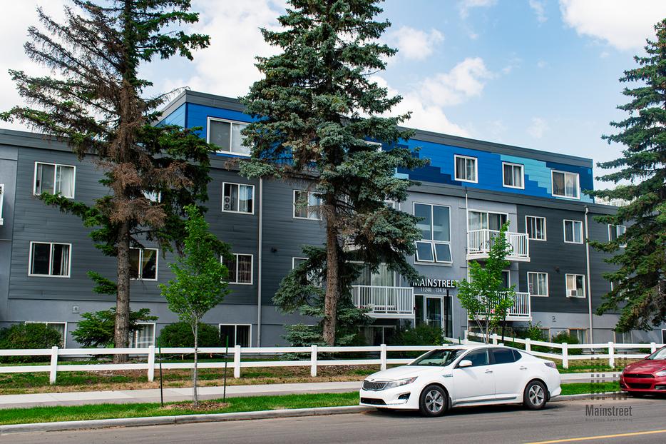 1 Bedroom Mainstreet 124th display photo