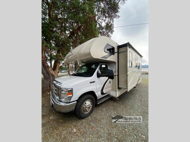 Used 2018 Thor Motor Coach Chateau 28Z image 2