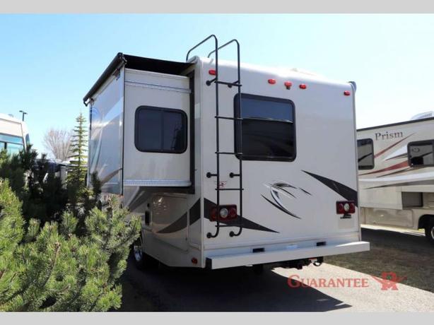 Used 2017 Thor Motor Coach Chateau 22B image 6