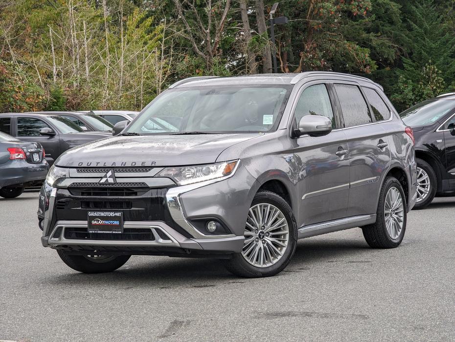2019 Mitsubishi Outlander PHEV Hybrid - Heated Seats, Sunroof, 4x4 display photo